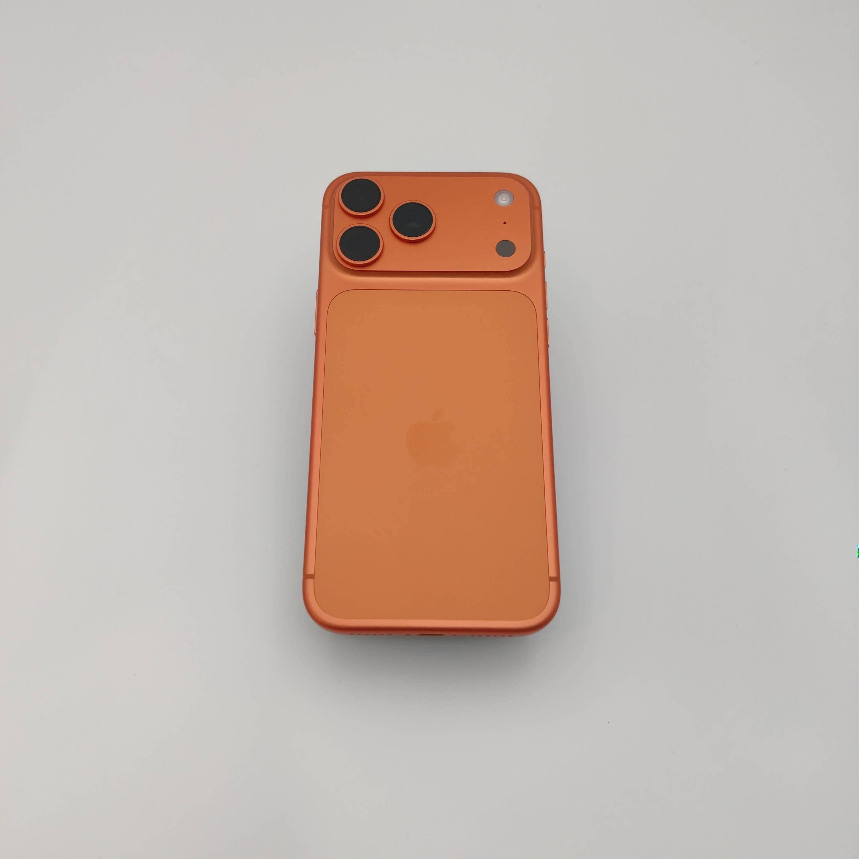 Professional A+ Grade Used Phone 17 Pro Max A19 Pro 12GB RAM 48MP Camera Unlocked 5G Wi-Fi 7 6.9" OEM 