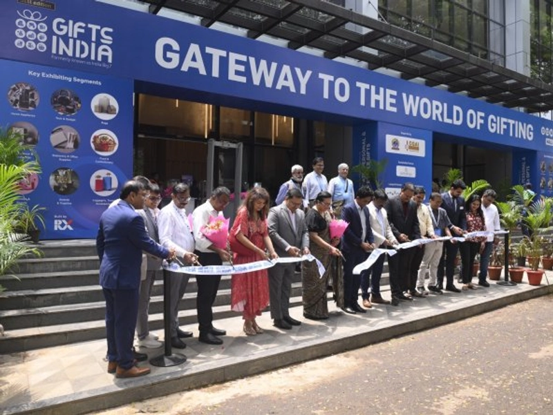 Discover GIFTS INDIA: B2B Event Guide - 1
