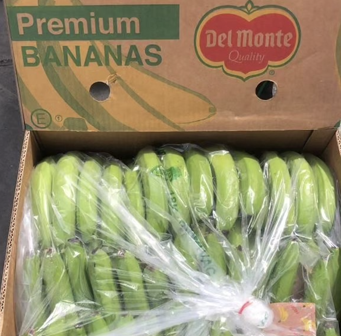 RELIABLE SUPPLY DEL MONTE QUALITY FRESH BANANAS,HEALTHY CAVENDISH BANANAS RICH IN POTASSIUM 13Kg-18Kg Packaging