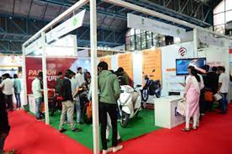 Inside INDIA INTERNATIONAL EV SHOW: B2B Key Insights - 4