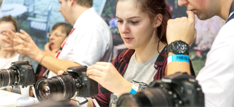 Discover Photo+Adventure : B2B Event Guide - 1