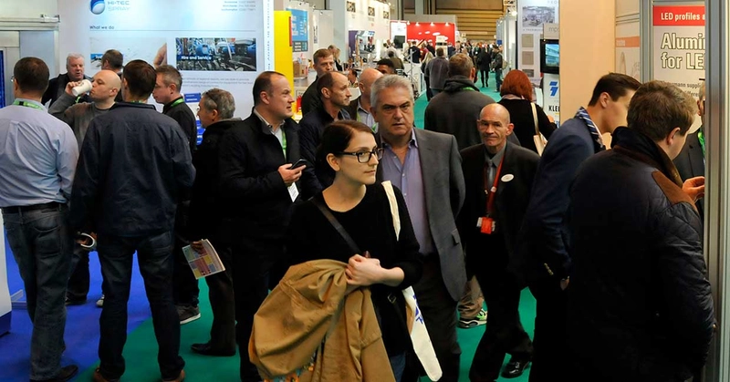 Discover W EXHIBITION: B2B Event Guide - 1
