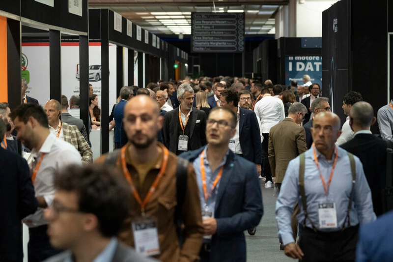 Why Attend Automotive Dealer Day ? B2B Intro - 3