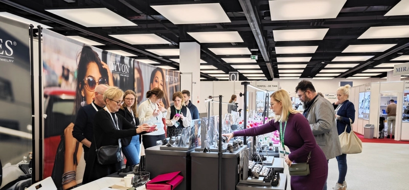 Discover Jubinale Poznań Gold and Silver Jewelry Fair: B2B Event Guide - 3