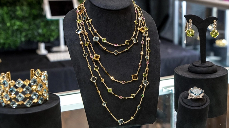 Inside New York City Jewelry & Watch Show: B2B Key Insights - 3