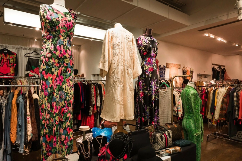 Discover NYC Manhattan Vintage Show: B2B Event Guide - 2