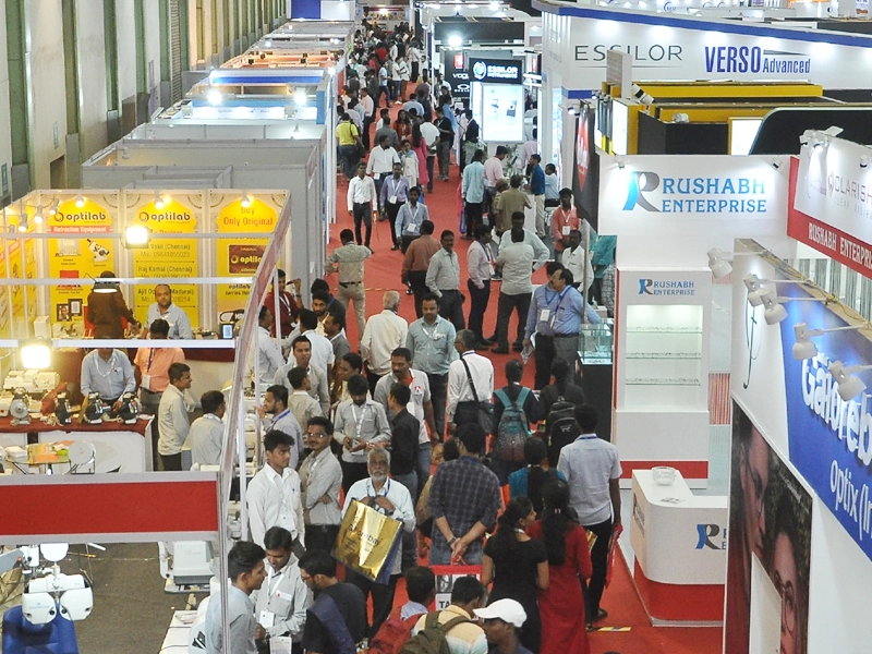 Discover IIOO Expo: B2B Event Guide - 1