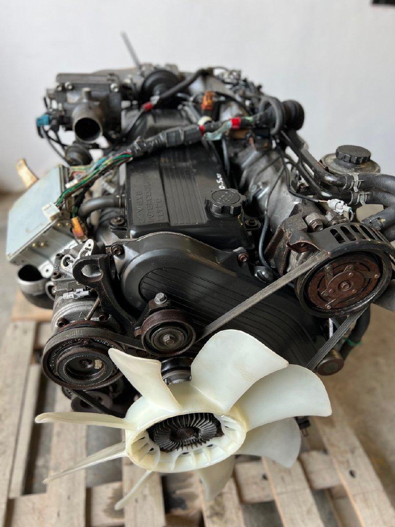 1HD-FTE 100 Series Land Cruiser Diesel Engine w/ Transmission
