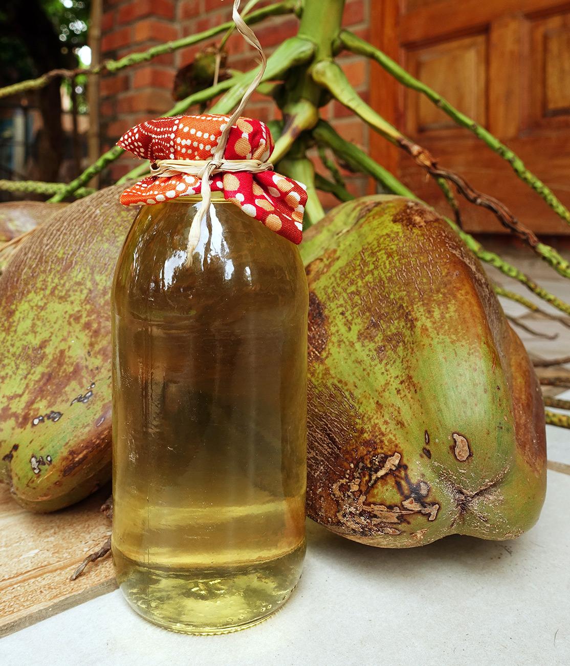 Cold pressed virgin coconut oil
