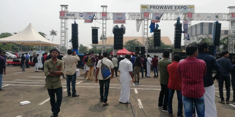Discover Pro Wave Expo: B2B Event Guide - 1