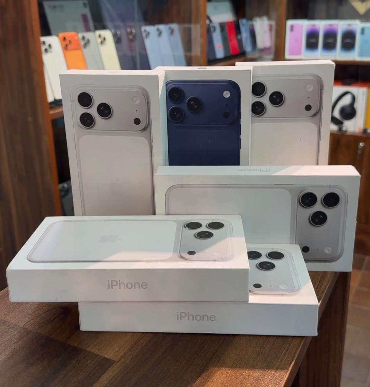 iphone 17 Pro Max 512GB Silver Unlocked (Sealed phone)