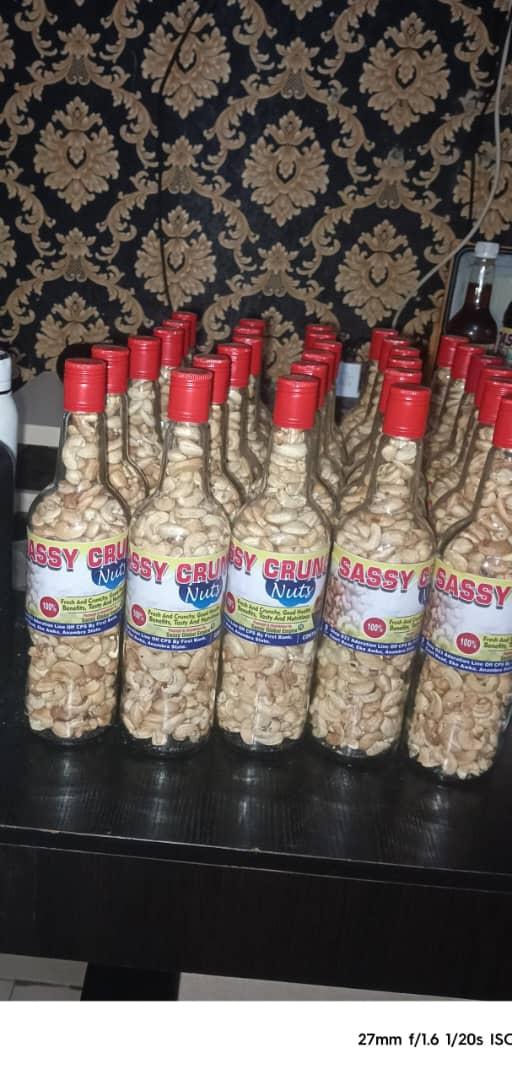 roasted packaged cashew nuts