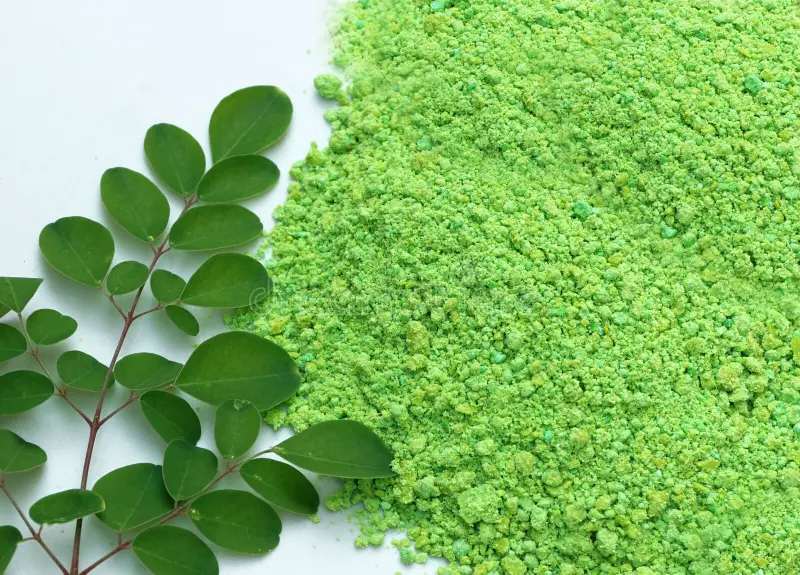 Raw Moringa Leaves