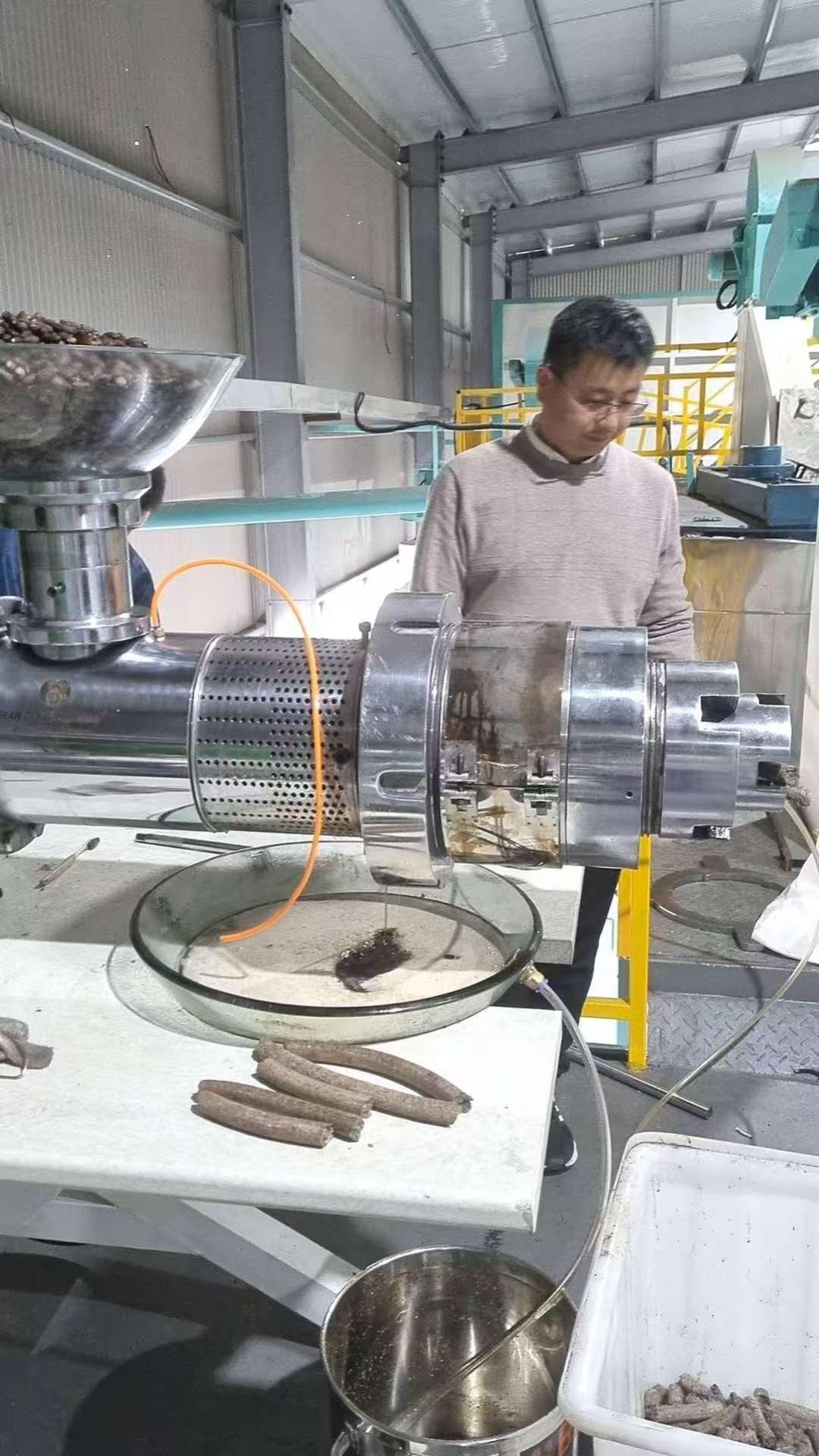 Low cost fee oil plant for palm / peanut / soy bean / sesame