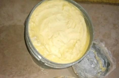 Raw Shea Butter Display
