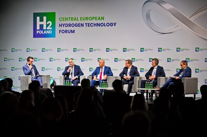 Why H2POLAND Matters for B2B - 1