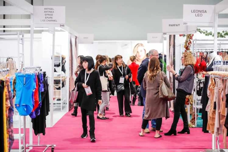 Curve New York City Spotlight: B2B Essentials - 2