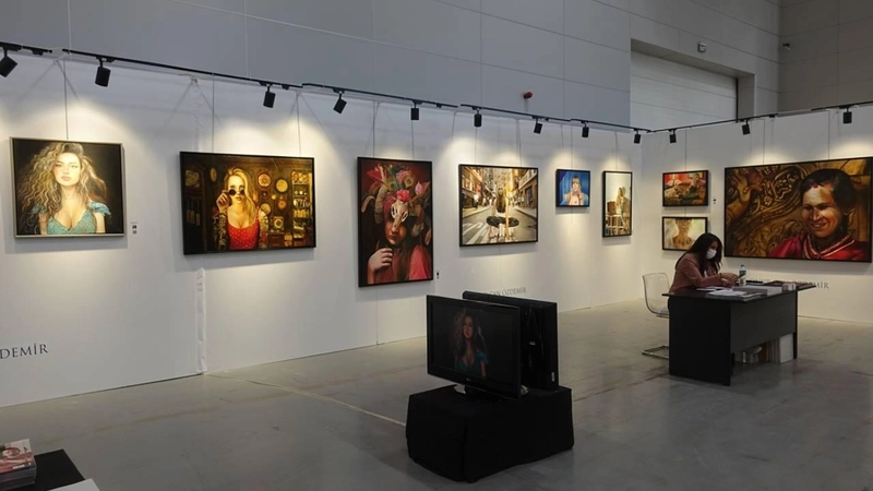 Why ARTCONTACT Matters for B2B - 1
