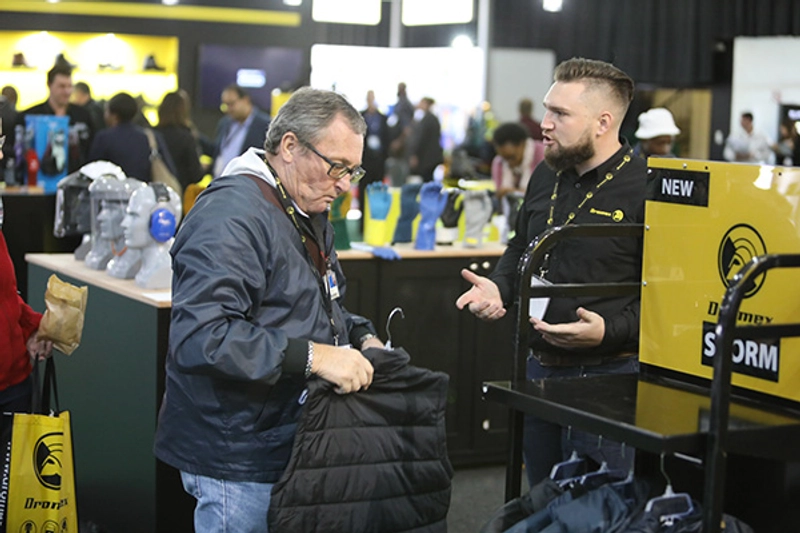 Inside FACILITIES MANAGEMENT EXPO: B2B Key Insights - 1