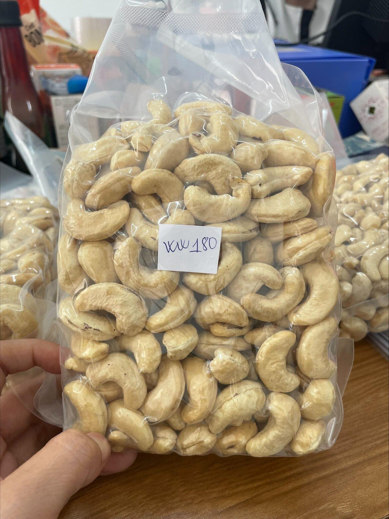 Premium Cashew Grading