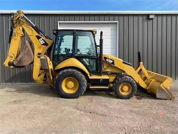Caterpillar Cat 420F Backhoe Loader – Heavy-Duty Earth-Moving Machinery for Excavation, Loading, and Construction Projects
