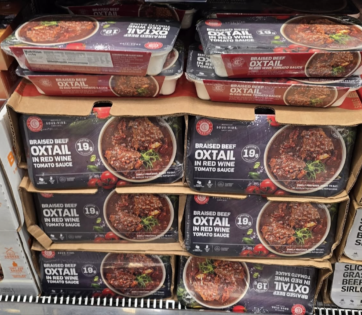 Braised Beef Oxtail in Red Wine Tomato Sauce 18g PREMIUM GOURMET MEALS Rich & Tender. Restaurant-Style Flavour