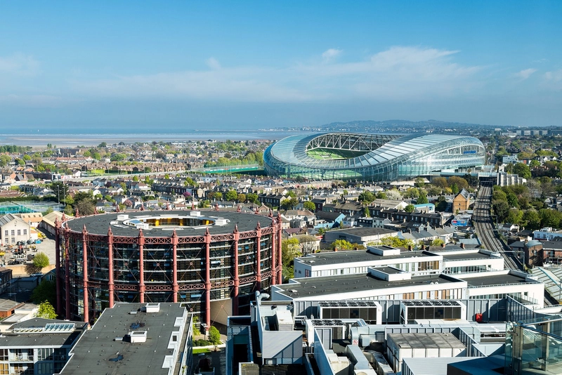 Why Attend Future In Pharmaceuticals Ireland? B2B Intro - 1