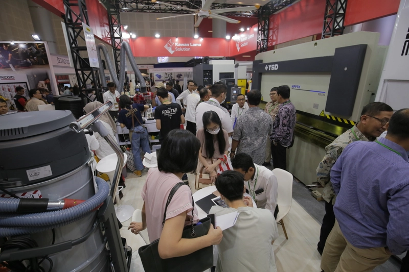 Why Attend MANUFACTURING SURABAYA? B2B Intro - 3