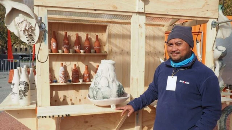 Why Attend Australian Ceramics Triennale? B2B Intro - 1