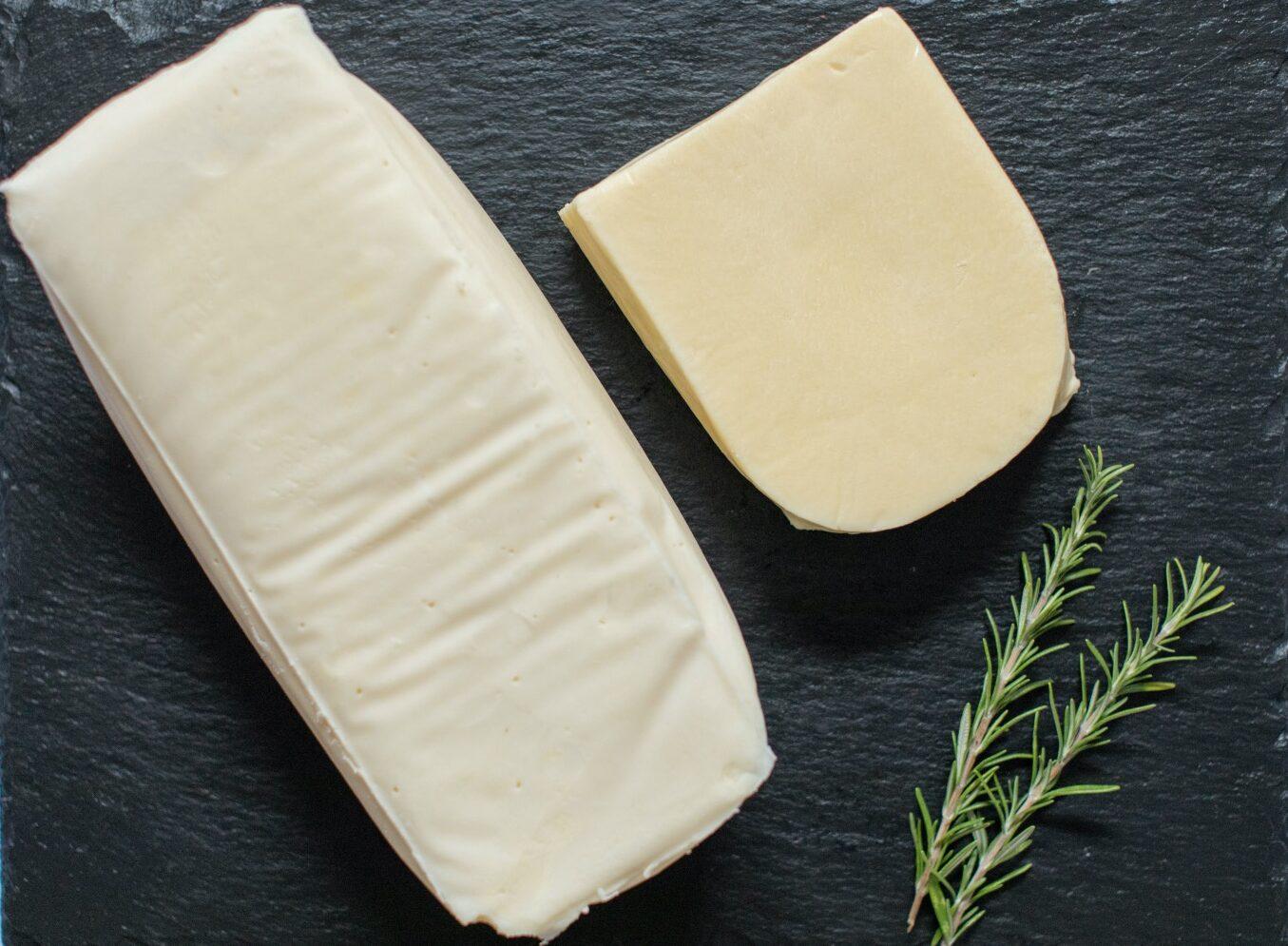 Butter (Unsalted / Salted Butter) E. Coli Absent Acidity ≤0.15% Listeria Absent Coliforms Absent Moisture 16% Max Salmonella