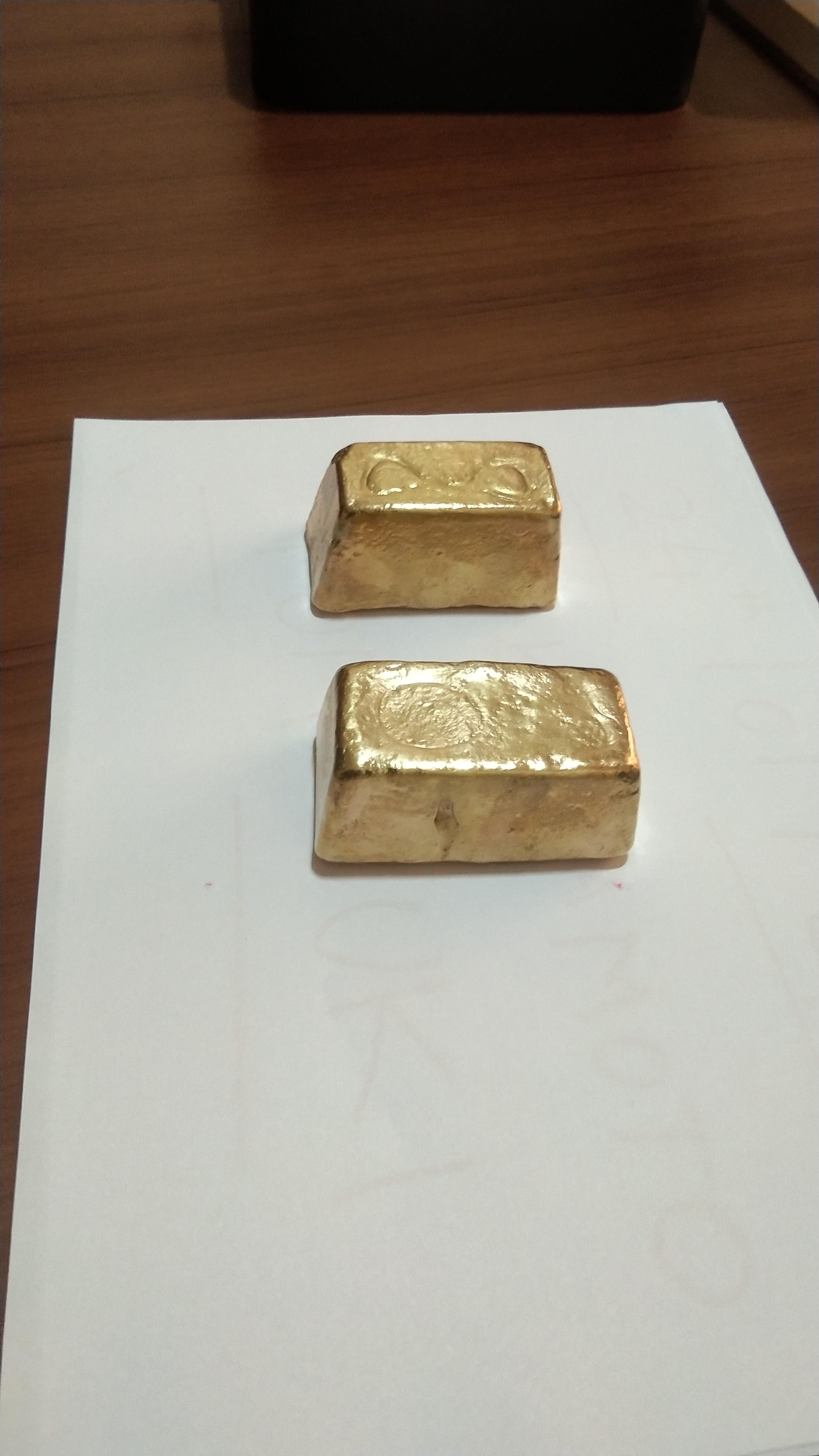 Premium gold bars for sell in Montreal Canada