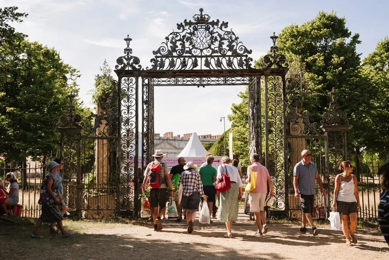 Unlock HAMPTON COURT PALACE FLOWER SHOW: Must-Know B2B Event - 1