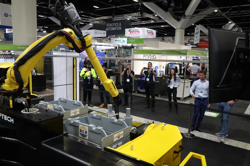 Why Attend Australian Manufacturing Week ? B2B Intro - 2