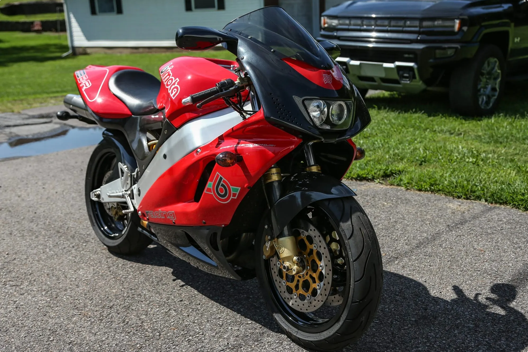 1,100-MILE 1998 BIMOTA SB6-R
