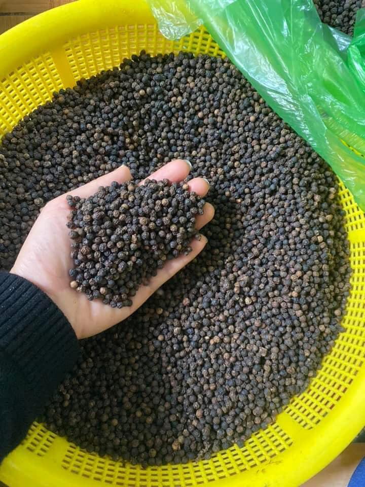 Black Pepper Total Ash ≤ 7% Crude Fiber ≤ 16% E. Coli ≤ 10 Cfu/g Origin South Africa Broken Berries ≤ 1–2% Coliforms ≤ 100