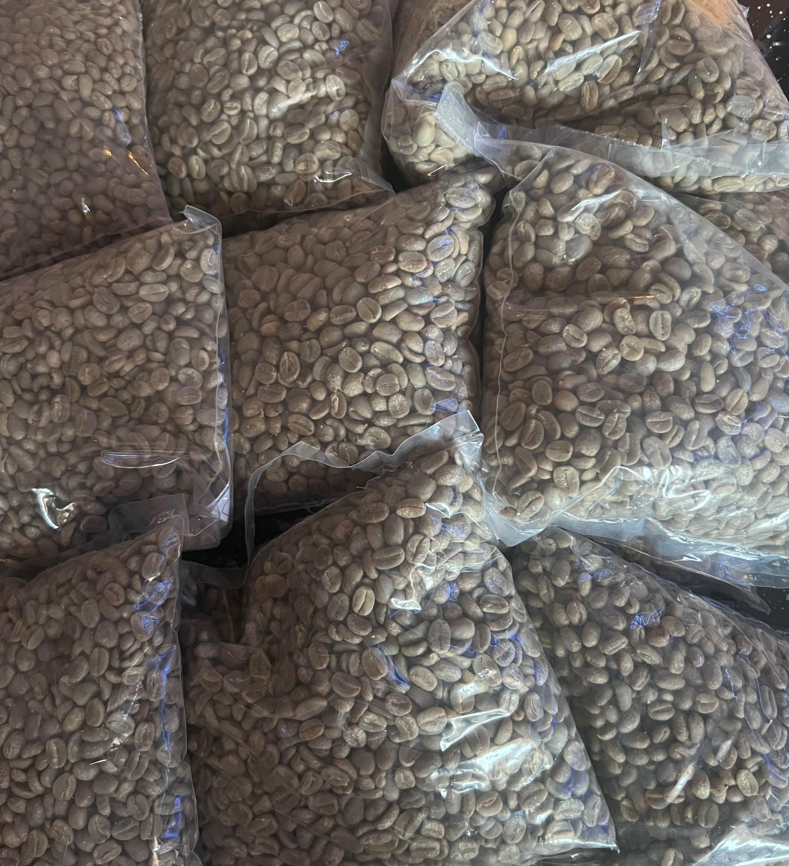 Mount Elgon Ugandan Washed Arabica Green Coffee Beans Organic Yes Decaffeinated No Bean Type Arabica Degree of Processing Raw