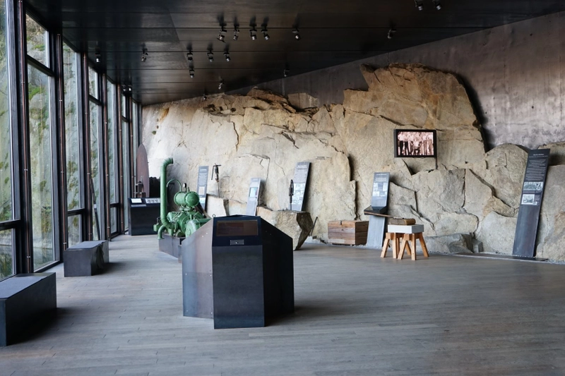Why Stone Worlds (Steinwelten) Matters for B2B - 2