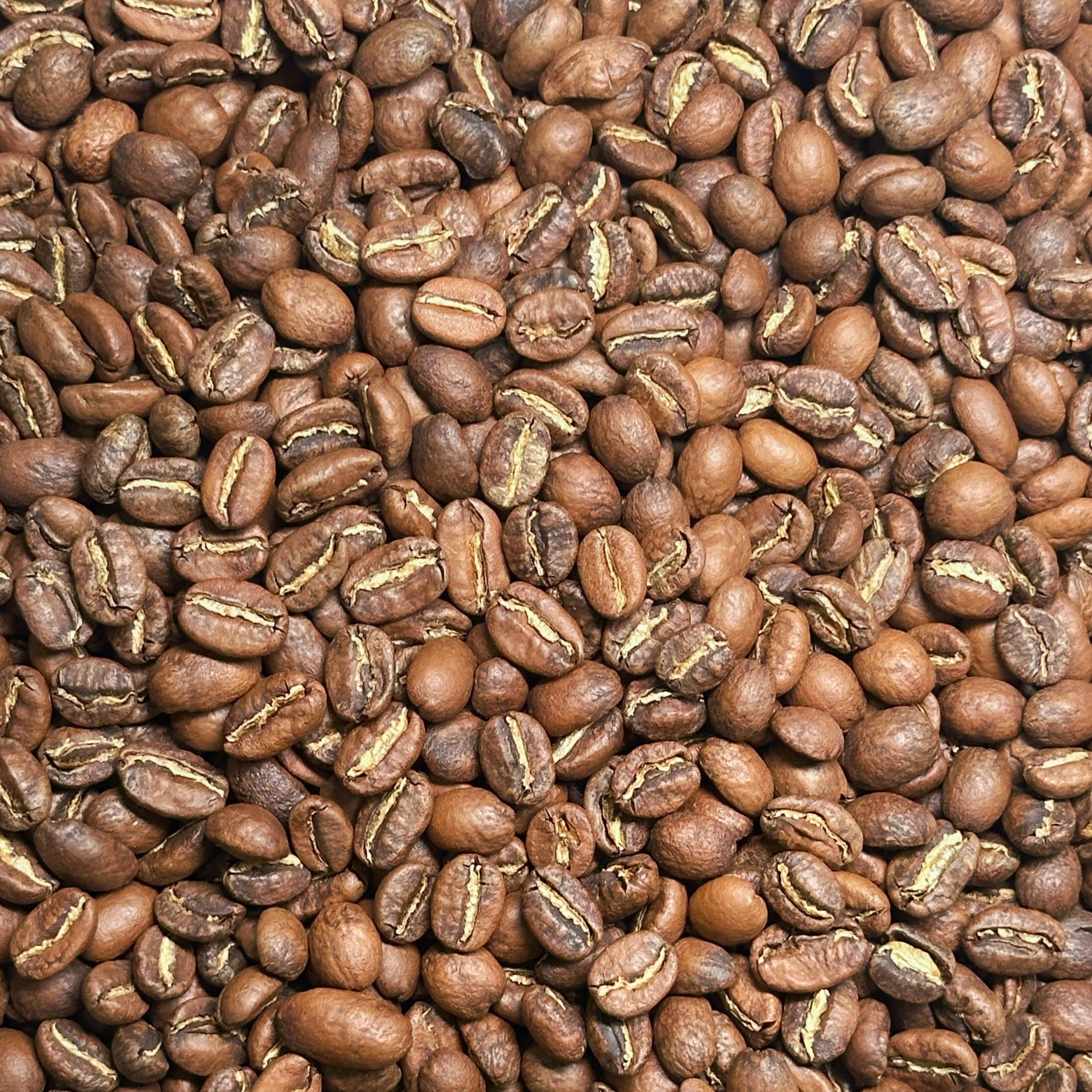 Micro Coffee Brazilian and Ethiopian Arabica Roasted Coffee Beans Custom OEM Packaging Raw Coffee Wholesale