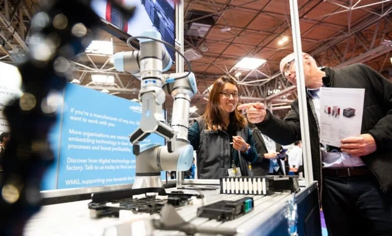 Smart Manufacturing Week Spotlight: B2B Essentials - 3