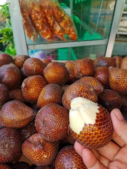 Sallaca Fruit