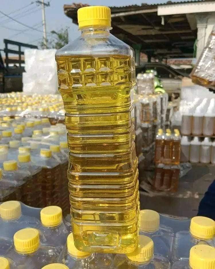 Premium Refined Sunflower Oil-Vegetable Cooking Oil Net Weight 1 L, 10 L, 5 L Delivery Form Barrel, Bottle Oil Type Refined Sunflower Oil