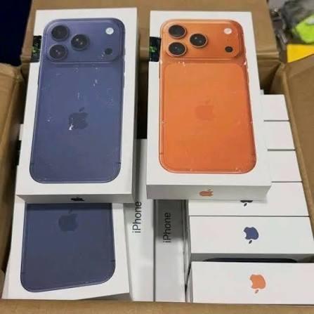 Liquidation Pallets Smartphones Wholesale Supply At Factory Price For Sale