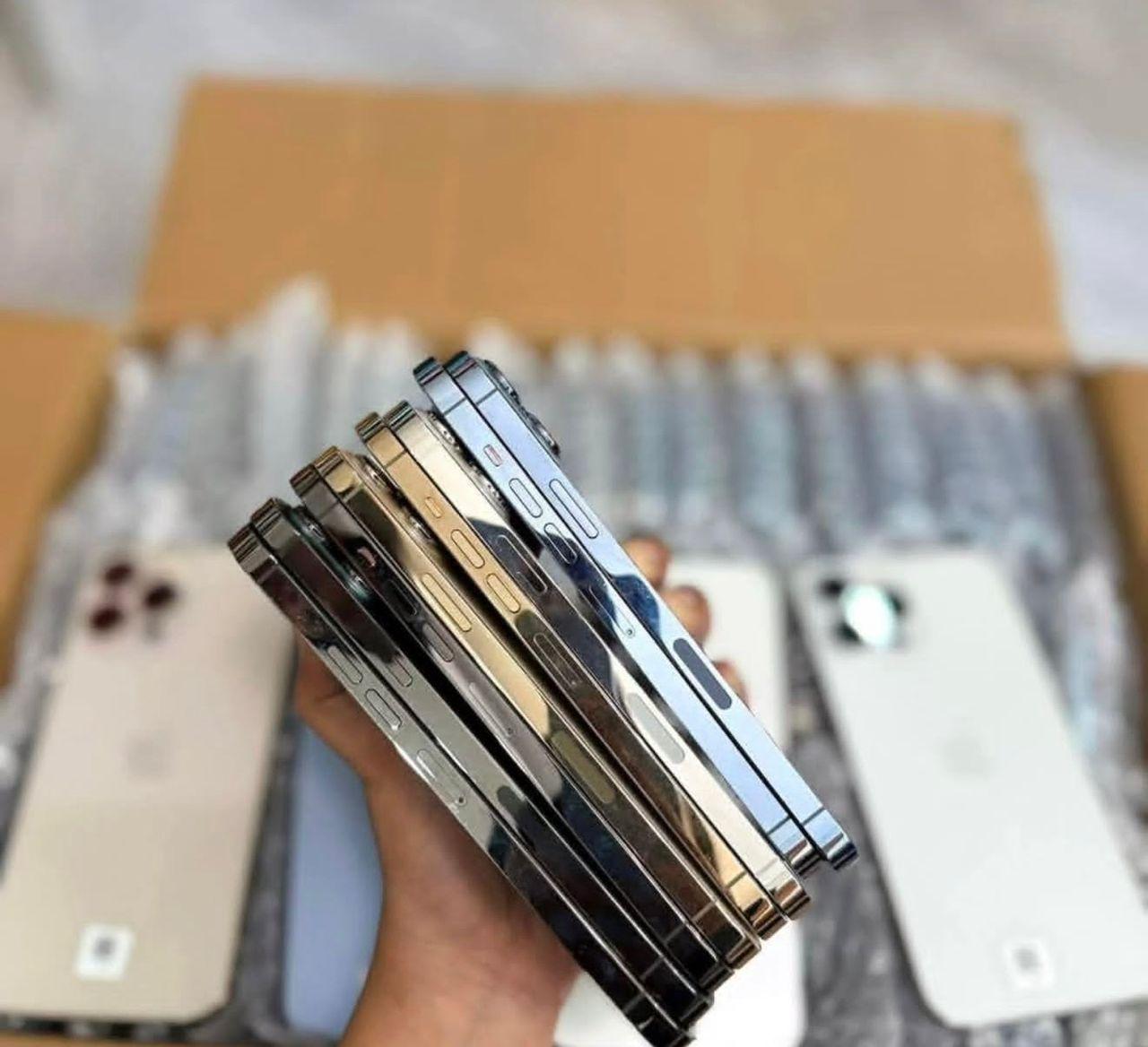 Super Clean iPhone 15 PRO & MAX /  iPhone 14 PRO & MAX /  iPhone 13 PRO & MAX 