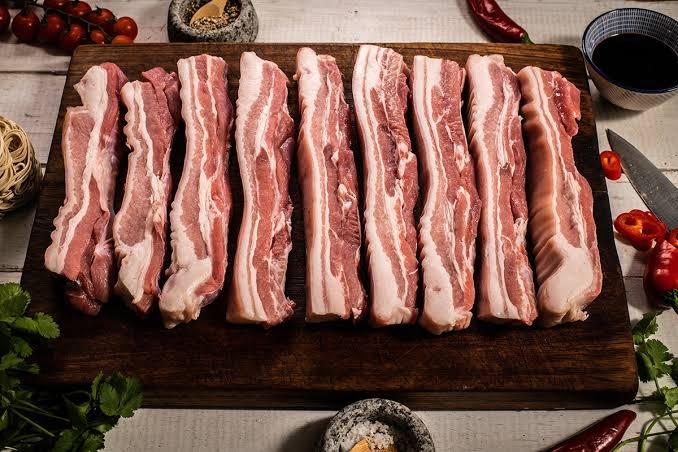 Fresh Frozen Pork Leg Belly Meat Wholesale Price Frozen Bulk Pork Meat in Cheap Price FROZEN Pork