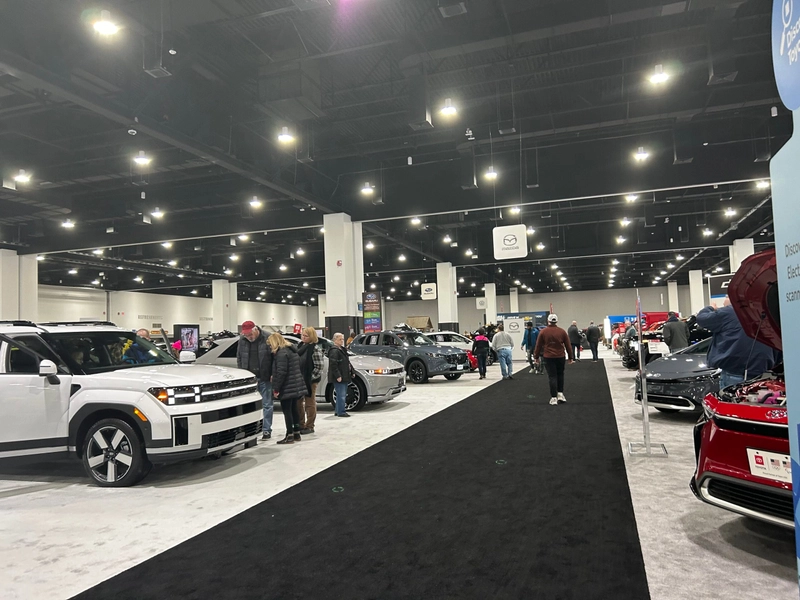 Discover Milwaukee Auto Show: B2B Event Guide - 1