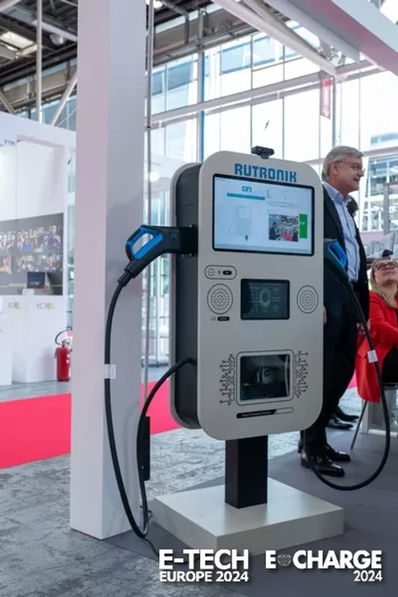 RE-BATTERY Revealed: B2B Opportunity - 1