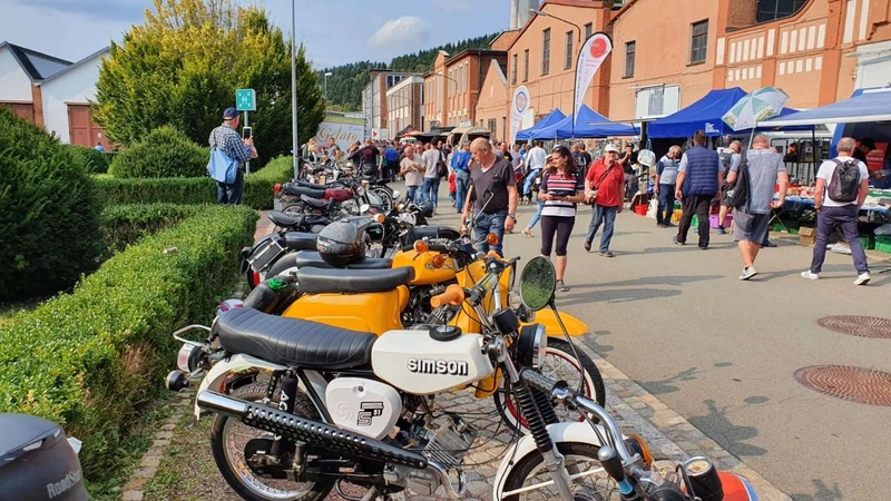 OLDTIMER- UND TEILEMARKT - SUHL Spotlight: B2B Essentials - 1