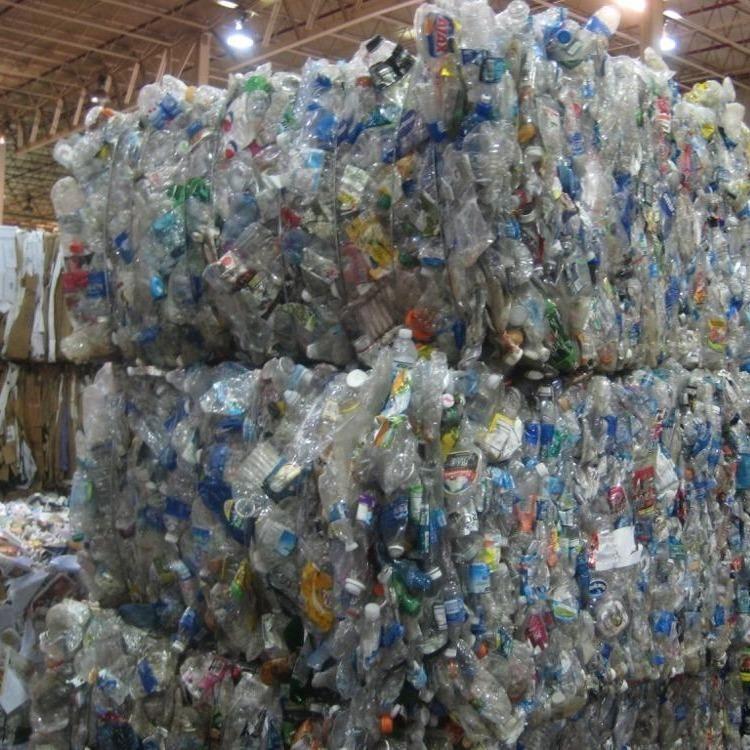 PET Bottles Recycled Plastic Scrap / Pet Bottle Scraps / Plastic Waste Pet Bottles Scrap in Bale Low Price