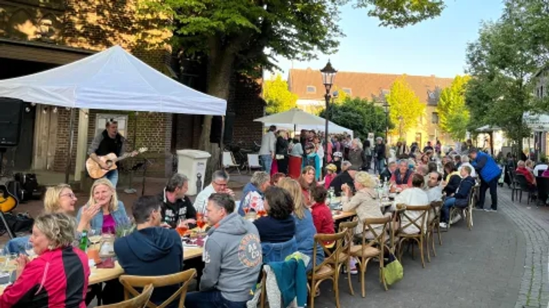 Why STREETFOOD SCHIEFBAHN Matters for B2B - 2