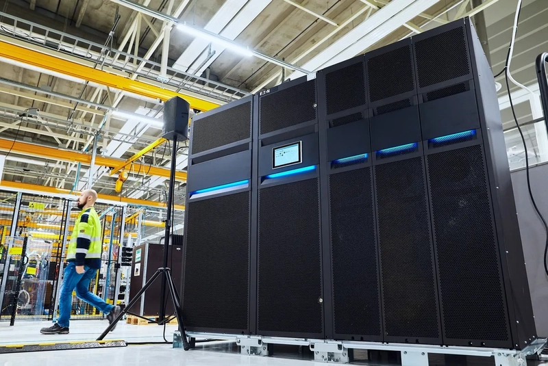 Uninterruptible Power Supply Spotlight: B2B Essentials - 1